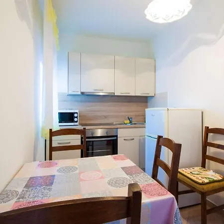 בית הארחה Dara 3*