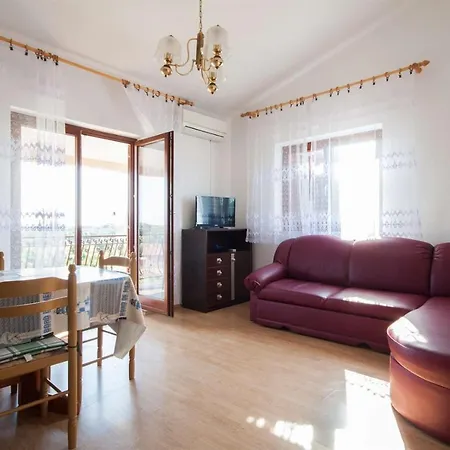 Dara בית הארחה